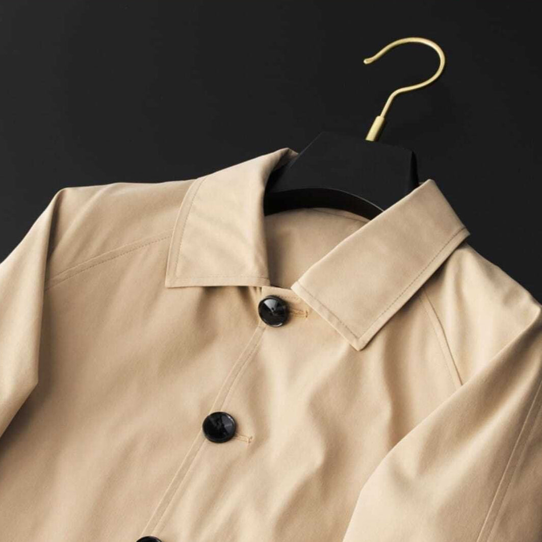 Dam Kort Trenchcoat med Krage - Evig Elegans